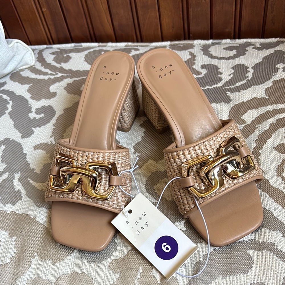 A New Day Tan Woven Slide Sandals 6M